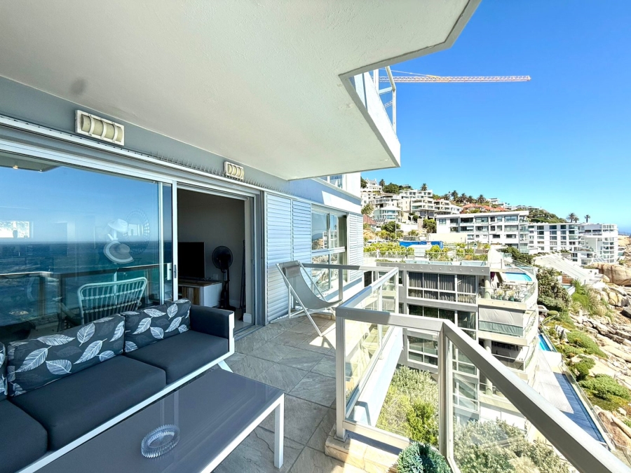 To Let 2 Bedroom Property for Rent in Bantry Bay Western Cape